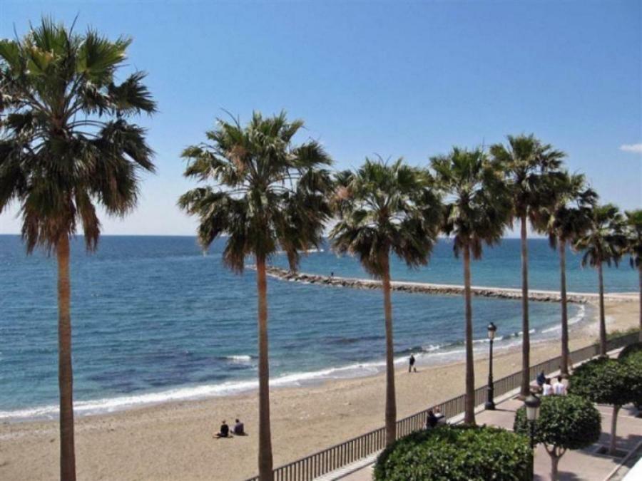 Nuevo Y Lujoso Apartamento En Marbella Centro A Pie De Playa 625 Exteriör bild