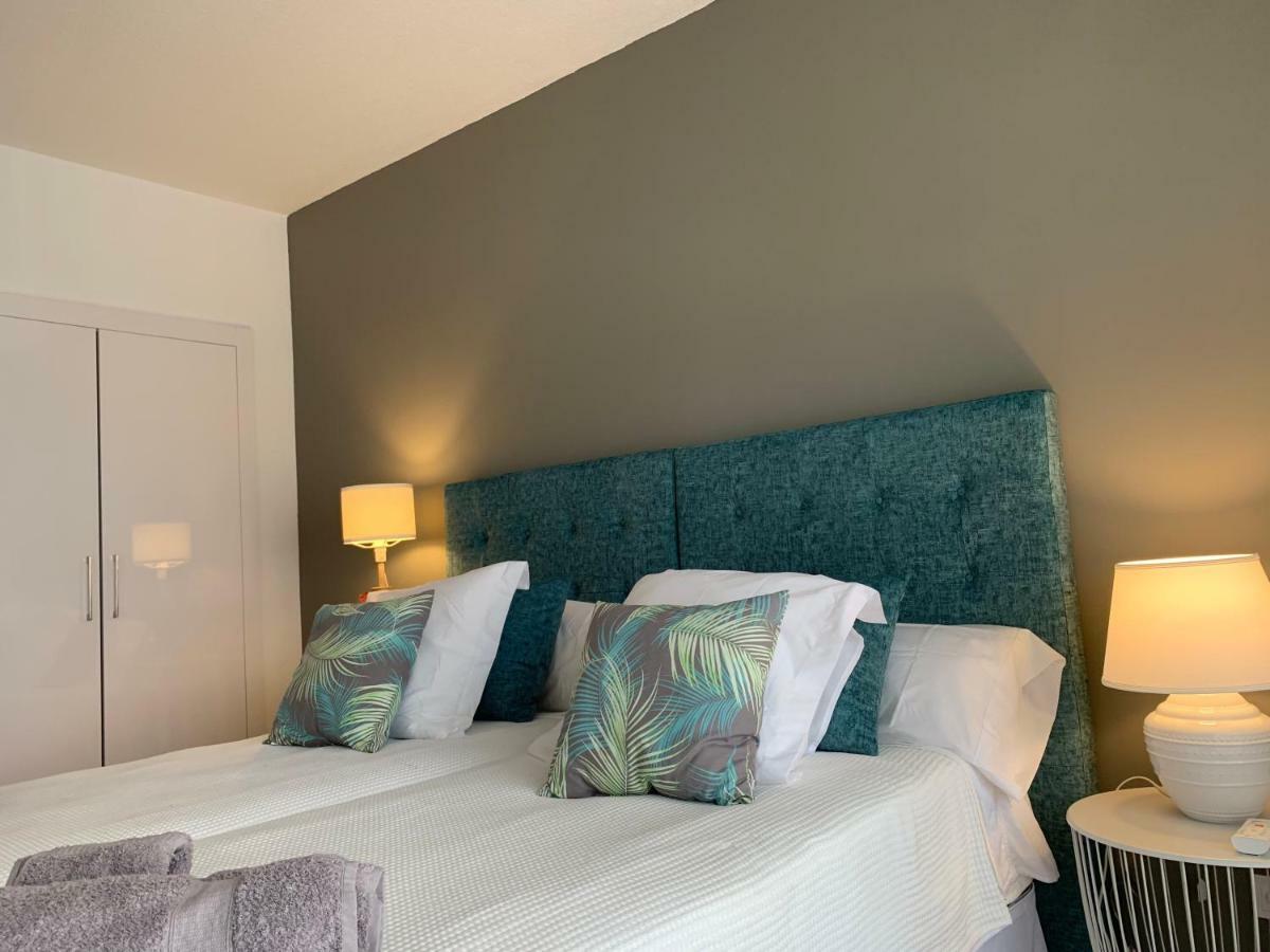 Nuevo Y Lujoso Apartamento En Marbella Centro A Pie De Playa 625 Exteriör bild